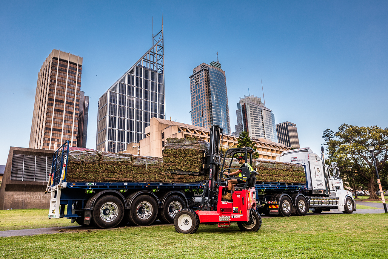 MOFFETT M5 NX | Truck Mounted Forklift | Hiab | Hiab